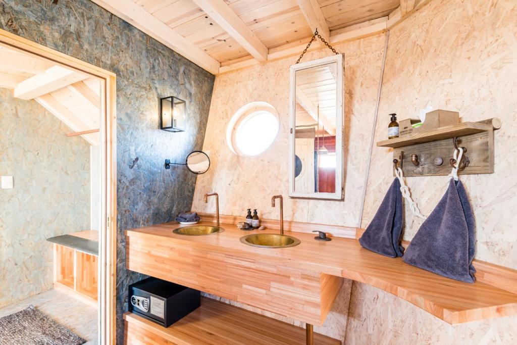 Shipwreck Lodge Mowebaai Buitenkant foto